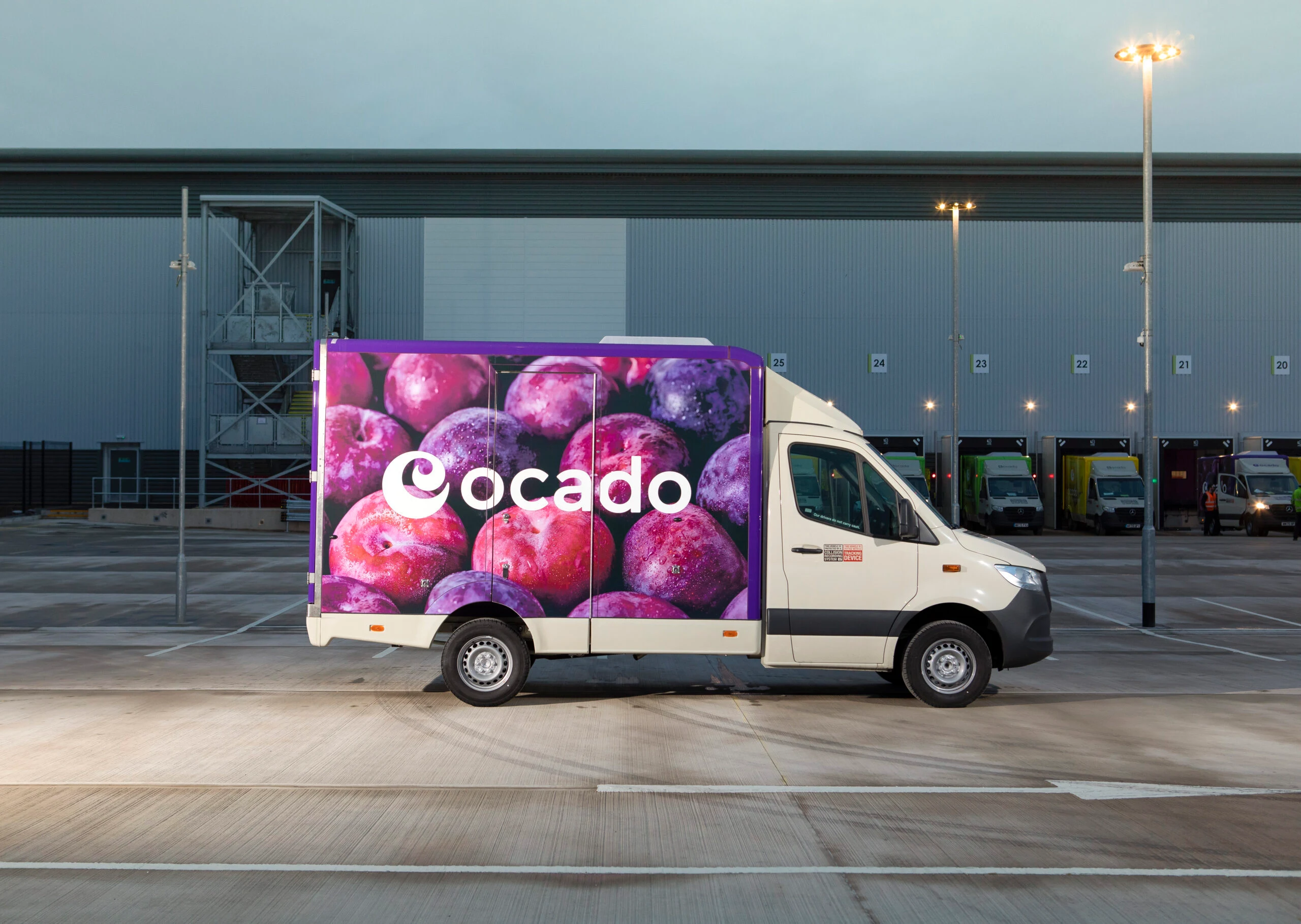 Ocado delivery van thumbnail (for video)